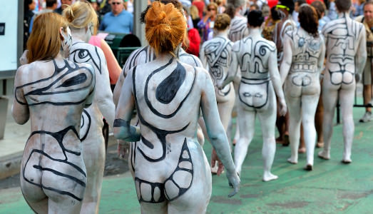 Nudi alla Mela Nudi alla Mela